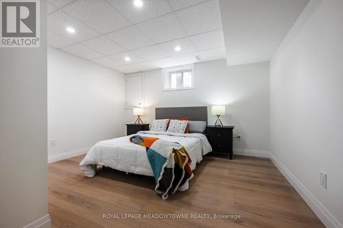 21 Leander Street, Brampton, ON - Indoor Photo Showing Bedroom