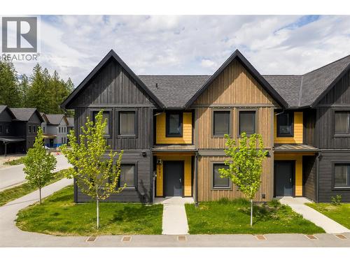 1041 Keystone Crescent  Revelstoke, BC V0E 2S1