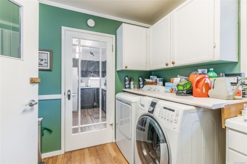 1226 Centre Rd, Qualicum Beach, BC 