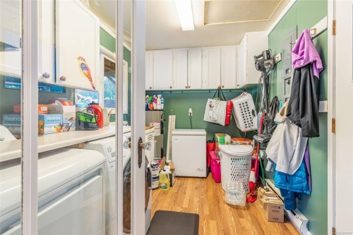 1226 Centre Rd, Qualicum Beach, BC 