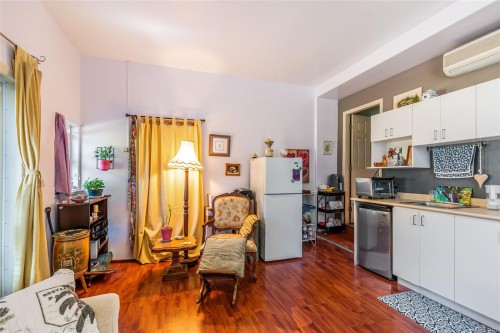 1226 Centre Rd, Qualicum Beach, BC 