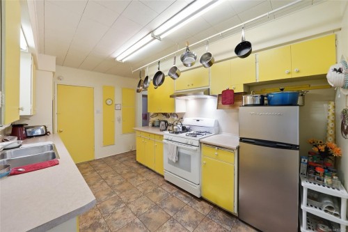 369 Baker Rd, Ladysmith, BC 