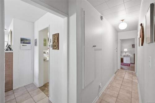 369 Baker Rd, Ladysmith, BC 