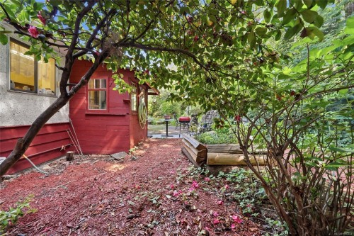 369 Baker Rd, Ladysmith, BC 