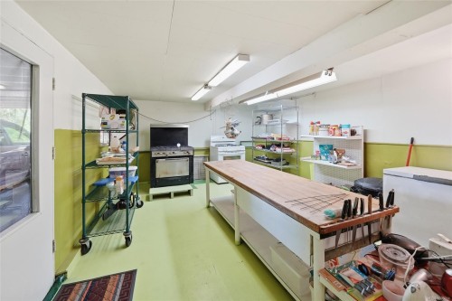 369 Baker Rd, Ladysmith, BC 