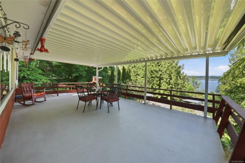 369 Baker Rd, Ladysmith, BC 