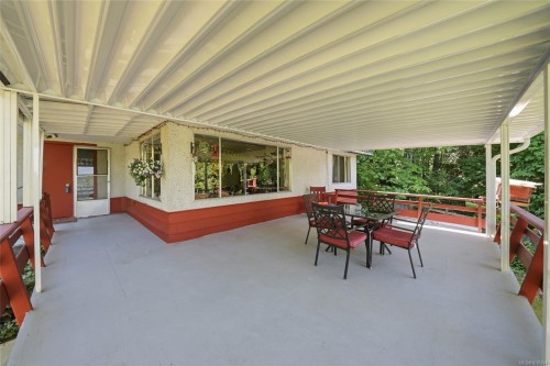 369 Baker Rd, Ladysmith, BC 