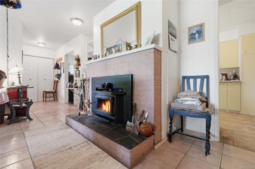 369 Baker Rd, Ladysmith, BC 