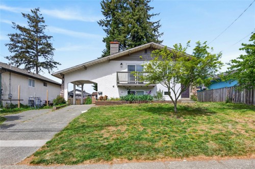 684 Robron Rd, Campbell River, BC 