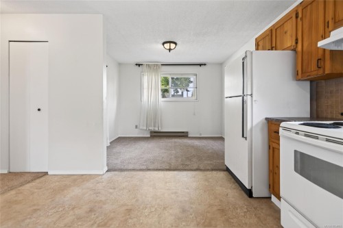 684 Robron Rd, Campbell River, BC 