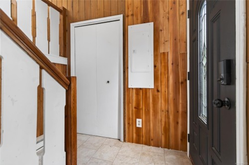 684 Robron Rd, Campbell River, BC 