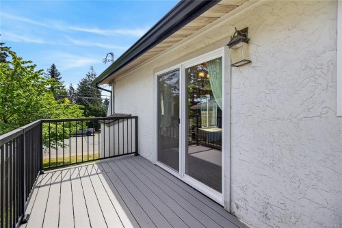 684 Robron Rd, Campbell River, BC 