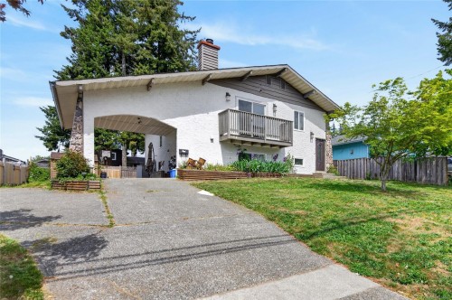 684 Robron Rd, Campbell River, BC 