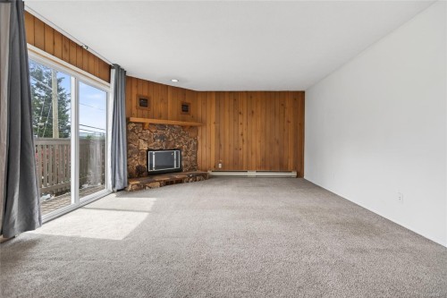 684 Robron Rd, Campbell River, BC 