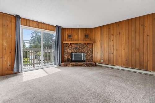 684 Robron Rd, Campbell River, BC 