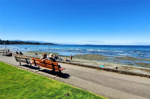 600 Sumac Dr, Qualicum Beach, BC 