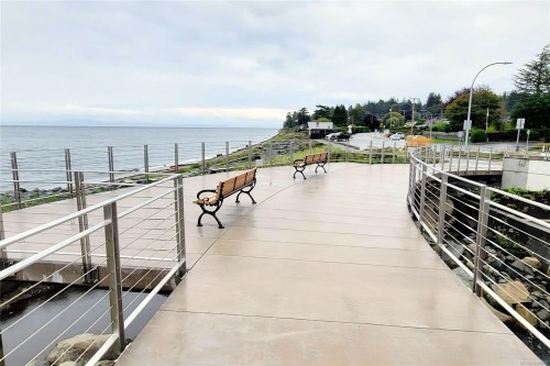 600 Sumac Dr, Qualicum Beach, BC 
