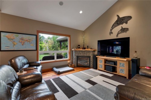 240 Carolyn Rd, Campbell River, BC 