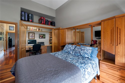 240 Carolyn Rd, Campbell River, BC 