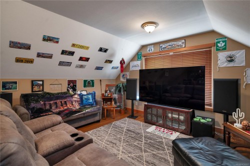 240 Carolyn Rd, Campbell River, BC 