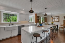 460 Lutod Rd Campbell River, BC V9W 3P4