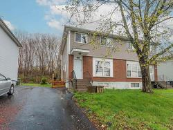 212 Roleika Drive  Dartmouth, NS B2X 1M6