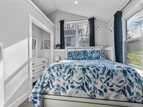 12 Wamphray Crescent, Dartmouth, NS 