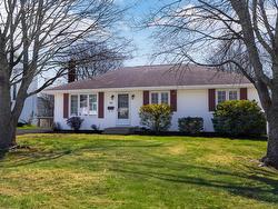 58 Glenthorn Avenue  Charlottetown, PE C1A 9B5