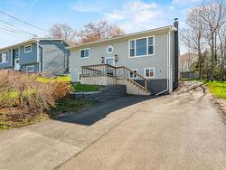12 Wamphray Crescent  Dartmouth, NS B2W 4Y6