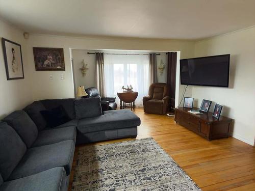 143 Lake Road, Glace Bay, NS 