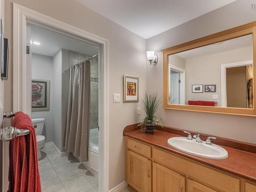 981 Shore Drive, Bedford, NS 