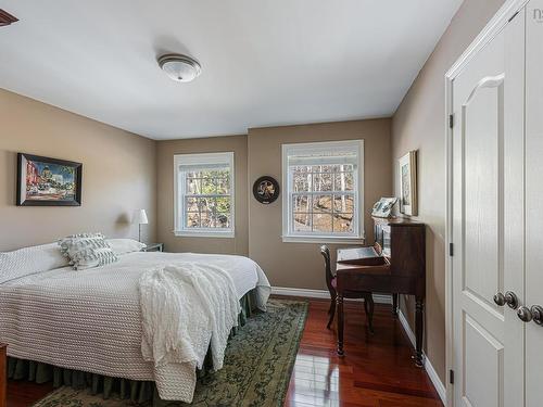 981 Shore Drive, Bedford, NS 