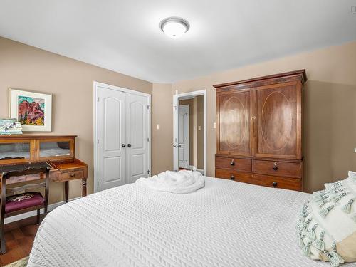 981 Shore Drive, Bedford, NS 
