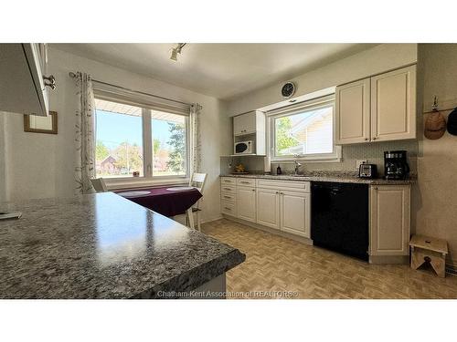 94 Stanley Avenue, Chatham, ON 
