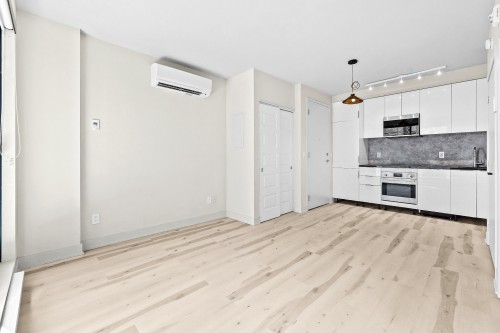 Overall view - 1002-1228 Rue Des Bassins, Montréal (Le Sud-Ouest), QC - Indoor Photo Showing Kitchen