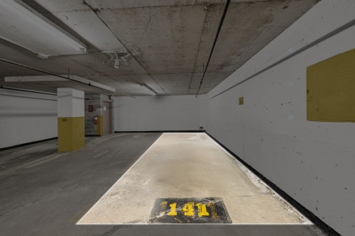 Garage - 803-1080 Rue St-Mathieu, Montréal (Ville-Marie), QC - Indoor Photo Showing Garage