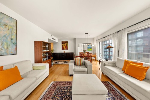 Salon - 803-1080 Rue St-Mathieu, Montréal (Ville-Marie), QC - Indoor Photo Showing Living Room
