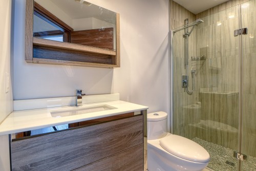 Bathroom - 417-775 Av. Plymouth, Mont-Royal, QC - Indoor Photo Showing Bathroom