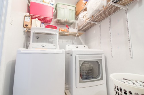 Salle de lavage - 6-545 Rue Jérôme-Richer, Saint-Eustache, QC - Indoor Photo Showing Laundry Room