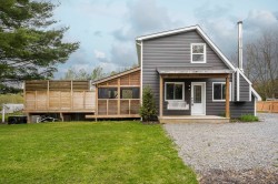2210 Ch. du Curé-Godbout Farnham, QC J2N 2P9