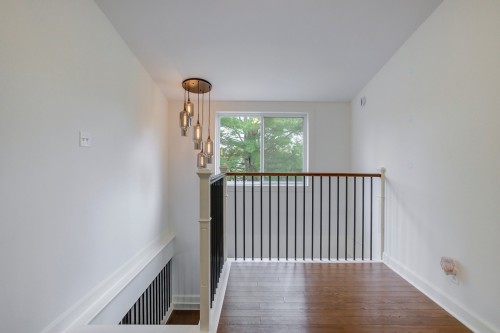 Mezzanine - 2210 Ch. Du Curé-Godbout, Farnham, QC - Indoor Photo Showing Other Room