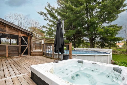 Spa - 2210 Ch. Du Curé-Godbout, Farnham, QC - Outdoor With Above Ground Pool With Deck Patio Veranda