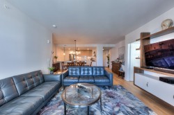 Salon - 