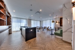 Salon - 
