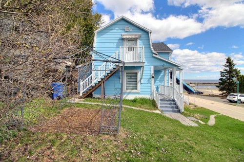 Cour - 150 Rue Du Quai, La Malbaie, QC - Outdoor
