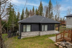 670 Rue des Mésanges Sainte-Agathe-Des-Monts, QC J8C 2Z8