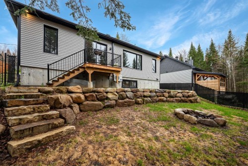 Back of Structure - 670 Rue Des Mésanges, Sainte-Agathe-Des-Monts, QC - Outdoor