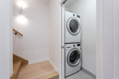 Salle de lavage - 101-283 Ch. Des Diligences, Bromont, QC - Indoor Photo Showing Laundry Room