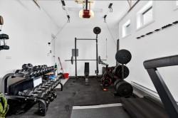 Garage - 