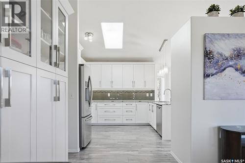 502 Lemay Crescent, Saskatoon, SK - Indoor Photo Showing Kitchen